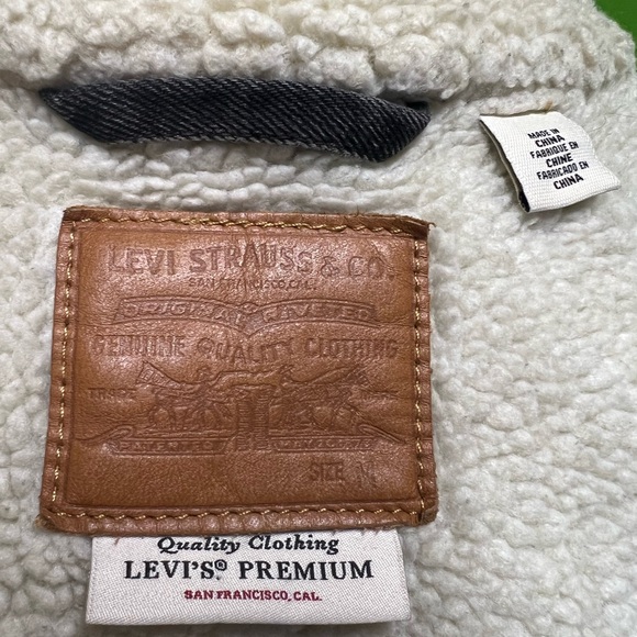 Levi’s wool trucker denim jacket - Picture 3 of 4